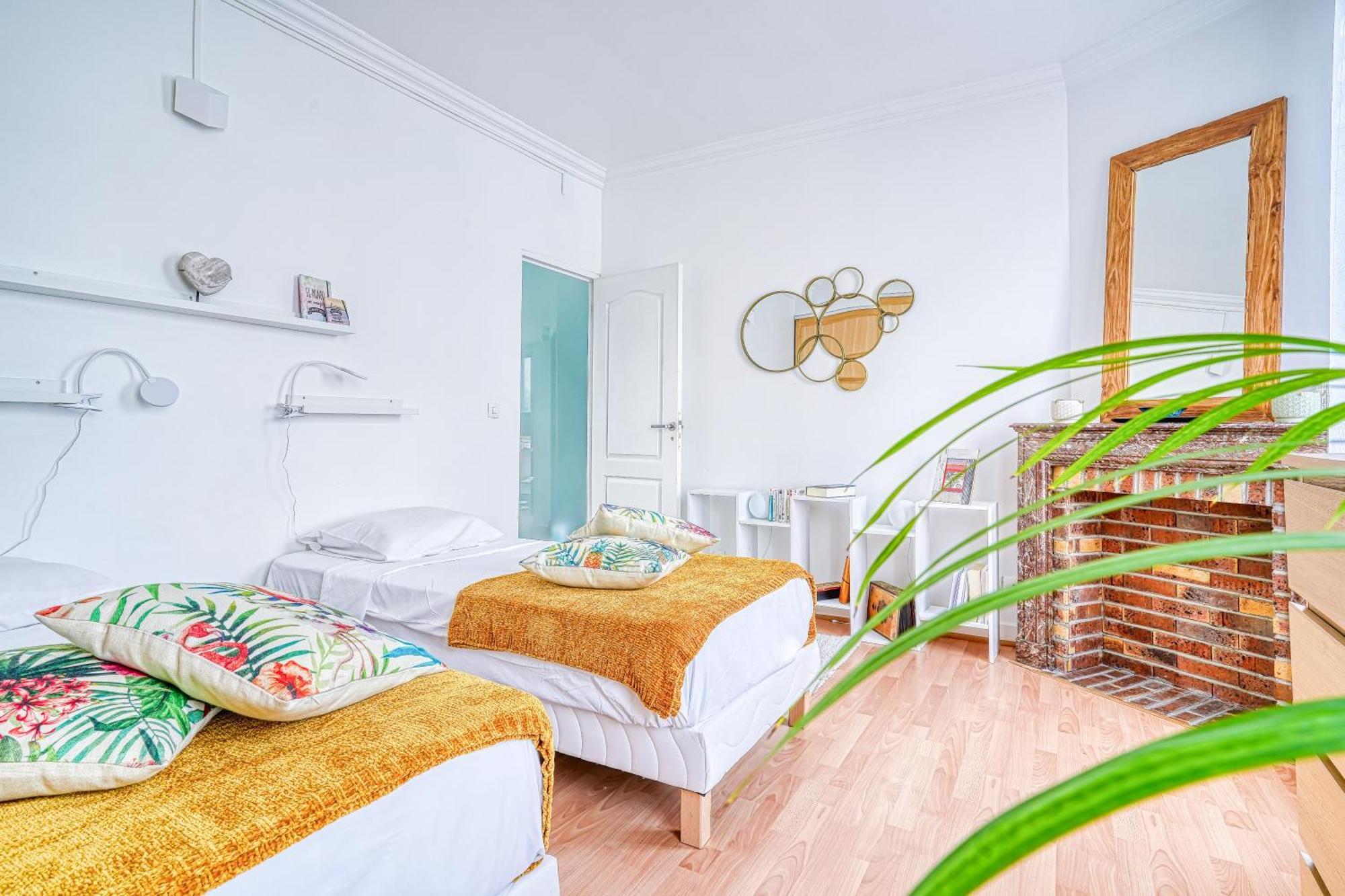Greg & Theo'S Hotel ฟอนตีเนย์-ซูส์-บัวส์ ภายนอก รูปภาพ